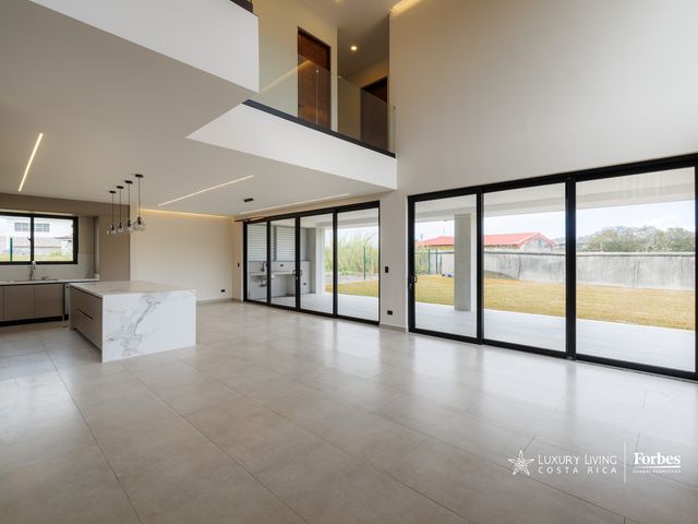 21379 - New Home in Lomas del Zurquí with 4-Bedroom Rental — photo 7 of 21