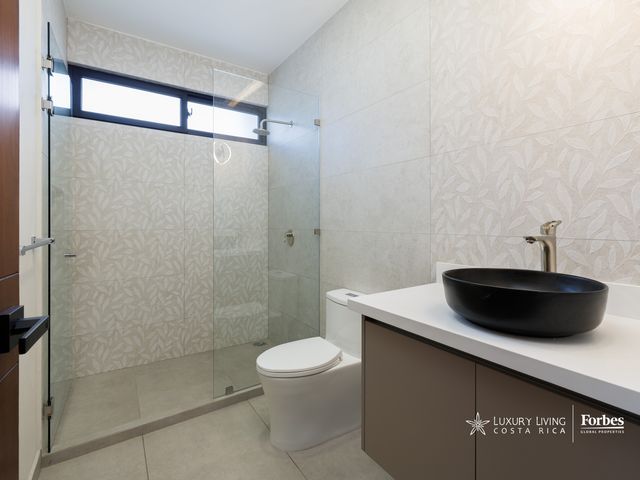 21379 - New Home in Lomas del Zurquí with 4-Bedroom Rental — photo 18 of 21