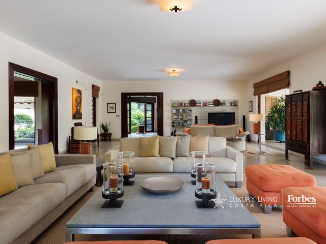 20440 - 46-Hectare Estate with Development Potential in La Garita — photo 7 of 21
