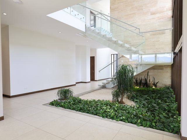 19924 – Modern new luxury home for sale in Residencial La Hacienda — photo 1 of 20