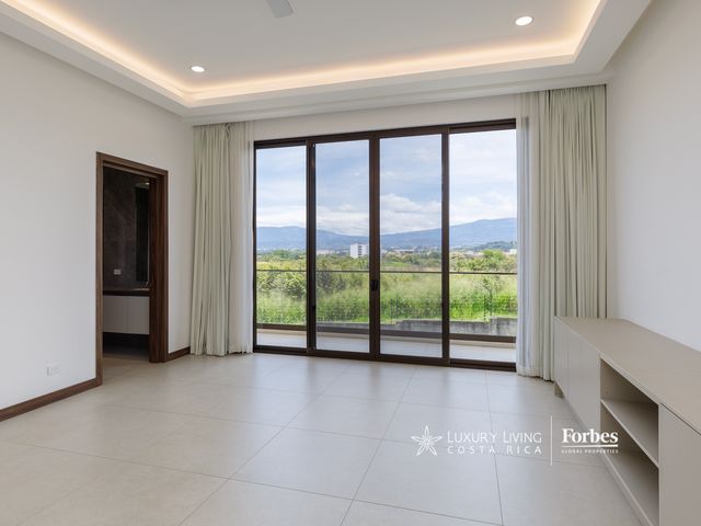 19924 – Modern new luxury home for sale in Residencial La Hacienda — photo 11 of 20