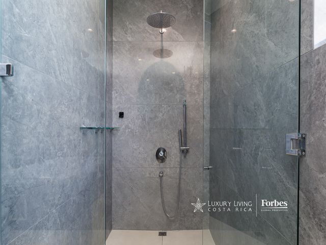 19924 – Modern new luxury home for sale in Residencial La Hacienda — photo 13 of 20