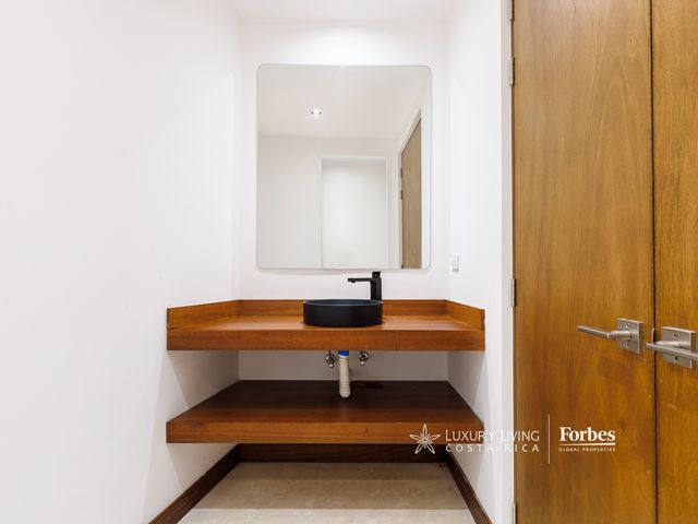 19245 - Spacious luxury apartment for rent or sale in Monteplata — photo 10 of 18