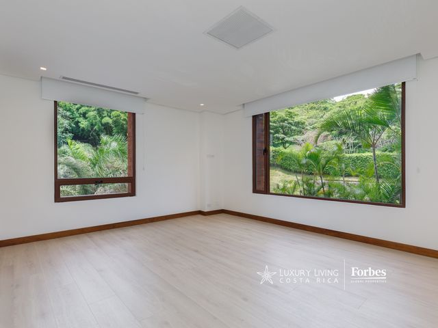 19245 - Spacious luxury apartment for rent or sale in Monteplata — photo 15 of 18
