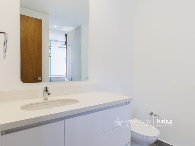 19245 - Spacious luxury apartment for rent or sale in Monteplata — photo 17 of 18