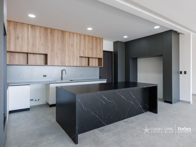 21388 - Apartment for rent with 4 bedrooms and luxury amenities — photo 3 of 21