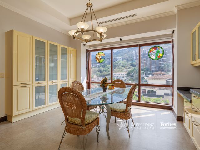21230 - Luxury 439 m² Apartment with Views and Private Elevator — photo 15 of 21