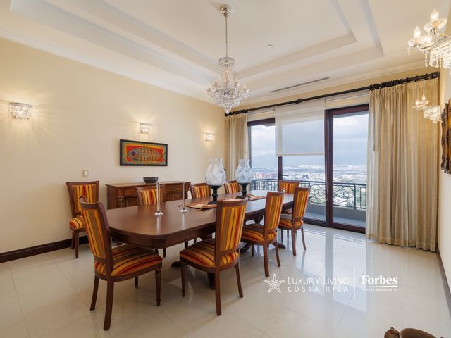 21230 - Luxury 439 m² Apartment with Views and Private Elevator — photo 14 of 21