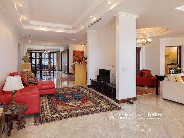 21230 - Luxury 439 m² Apartment with Views and Private Elevator — photo 13 of 21