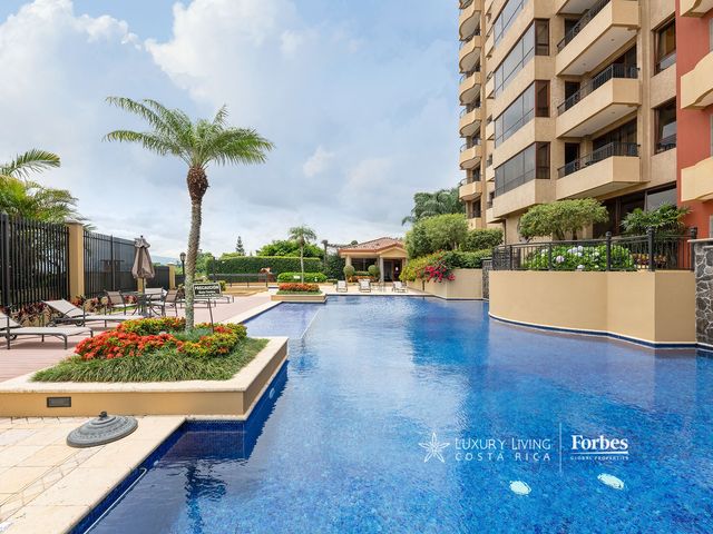 21230 - Luxury 439 m² Apartment with Views and Private Elevator — photo 18 of 21