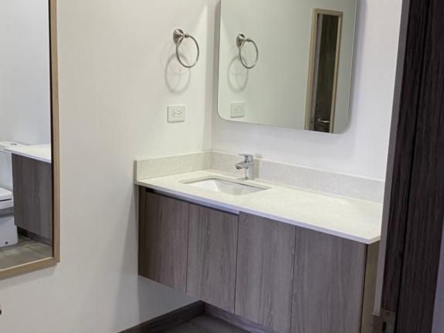 *Se Alquila Apto Condominio CAIA | Escazú – línea blanca — photo 5 of 11