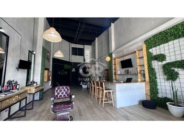 Local comercial en Alquiler — photo 6 of 7
