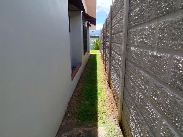La Trinidad de Alajuela — photo 13 of 13