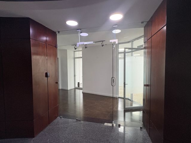 OFICINAS OBE #17 — photo 10 of 13