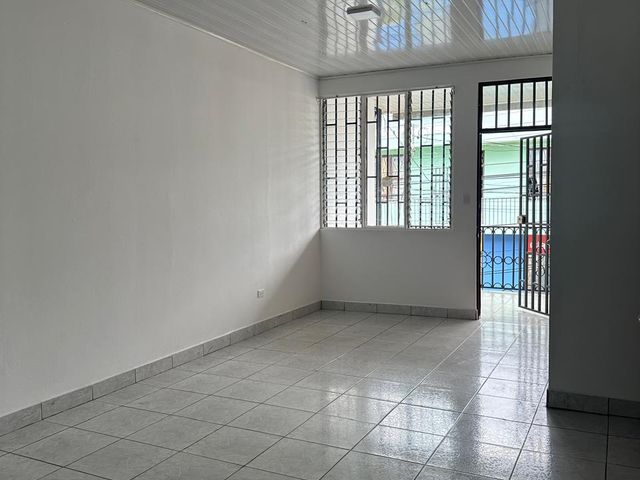 Apartamento/oficina/consultorio 2 cuartos + 2 baños Puntarenas Centro, sobre Boulevard de la Casa de la Cultura — photo 7 of 20