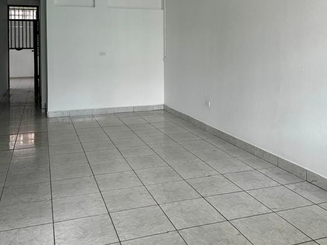 Apartamento/oficina/consultorio 2 cuartos + 2 baños Puntarenas Centro, sobre Boulevard de la Casa de la Cultura — photo 8 of 20