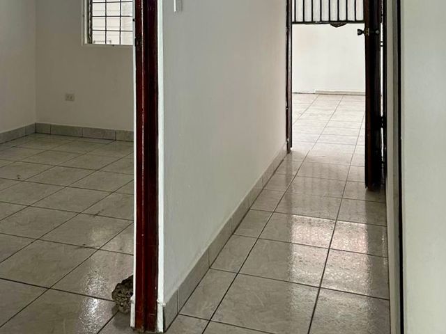 Apartamento/oficina/consultorio 2 cuartos + 2 baños Puntarenas Centro, sobre Boulevard de la Casa de la Cultura — photo 16 of 20