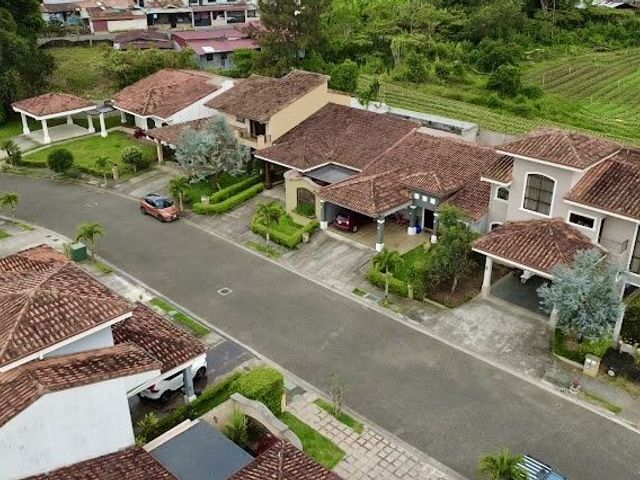 casa Iki  / Shift Esperanza — photo 7 of 7