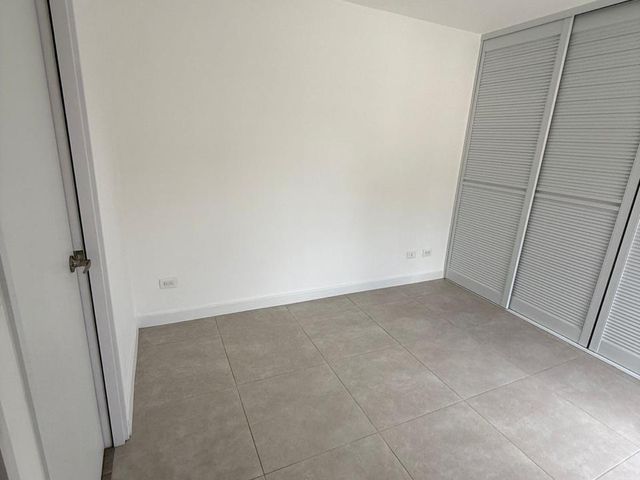 se alquila apartamento en condominio Montealto — photo 2 of 5