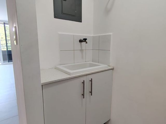 se alquila apartamento en condominio Montealto en tercer piso — photo 3 of 5