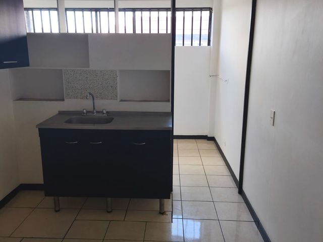 se alquila apartamento en Moravia — photo 1 of 5