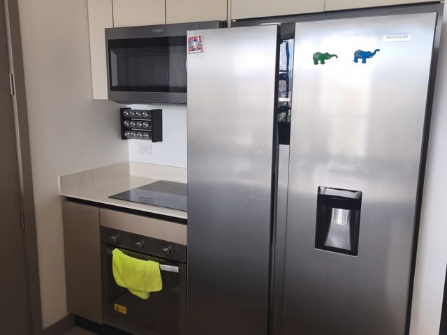 se vende apartamento en el piso 21 en nucleo Sabana — photo 3 of 5