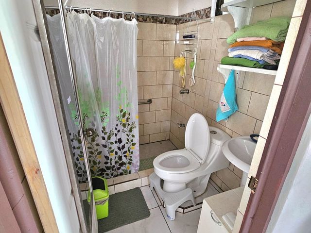 Hermosa casa de dos pisos — photo 9 of 20