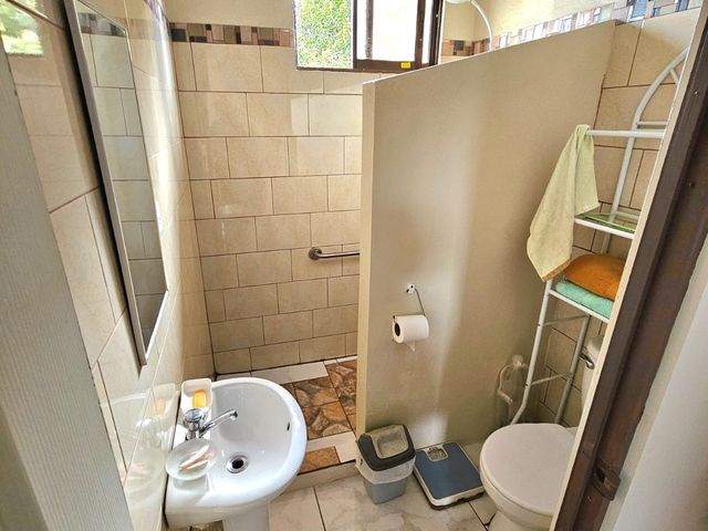 Hermosa casa de dos pisos — photo 8 of 20