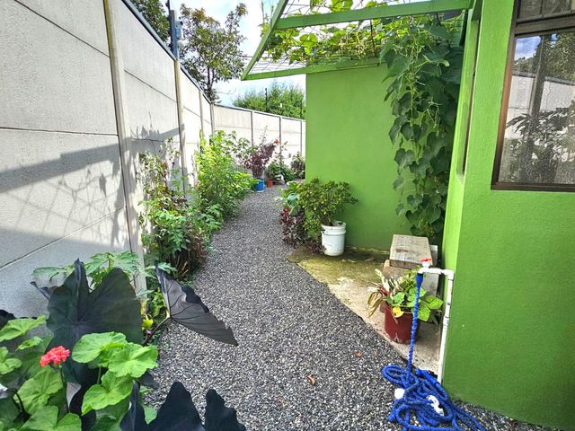 Hermosa casa de dos pisos — photo 16 of 20