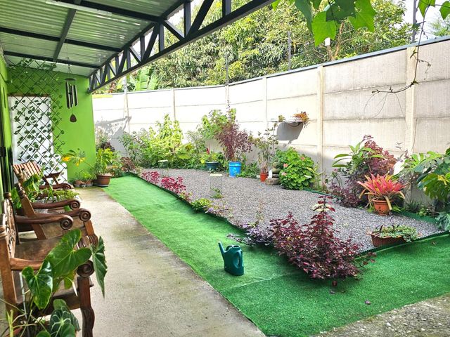 Hermosa casa de dos pisos — photo 19 of 20