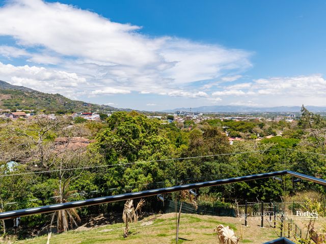 20995 - Modern apartment for rent for investors with west-facing views — photo 16 of 16