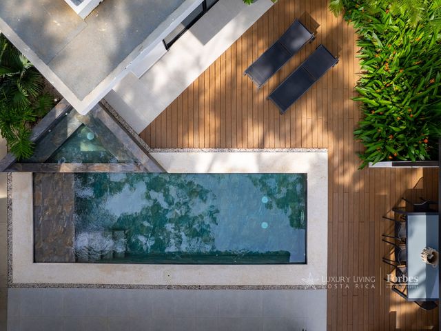 21386 - Tropical Modern 2 bedrooms  in Playa Avellanas, Guanacaste — photo 10 of 12