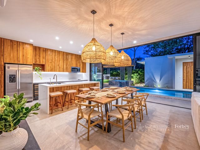 21386 - Tropical Modern 2 bedrooms  in Playa Avellanas, Guanacaste — photo 12 of 12