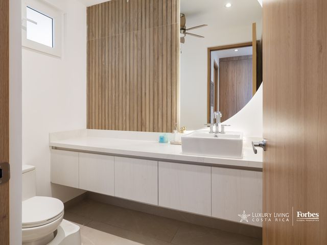 21398 - Skyline House in Escazú with Panoramic Views and Terrace — photo 16 of 16