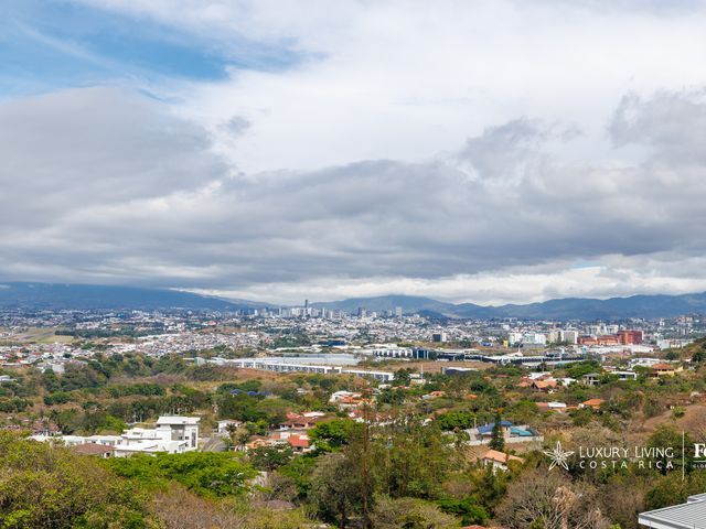 21398 - Skyline House in Escazú with Panoramic Views and Terrace — photo 11 of 16