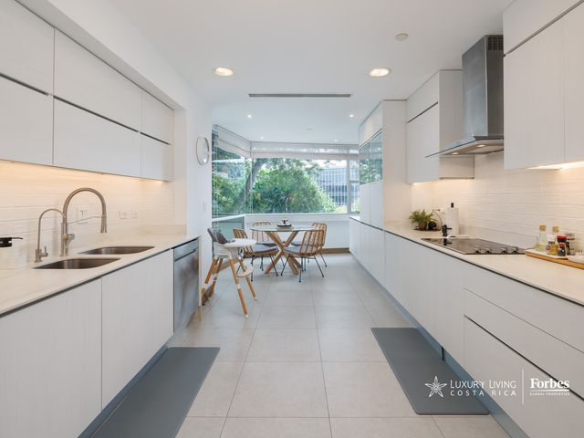 21403 - Furnished apartment, renovated and available for immediate delivery — photo 8 of 20