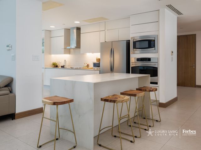 21403 - Furnished apartment, renovated and available for immediate delivery — photo 11 of 20
