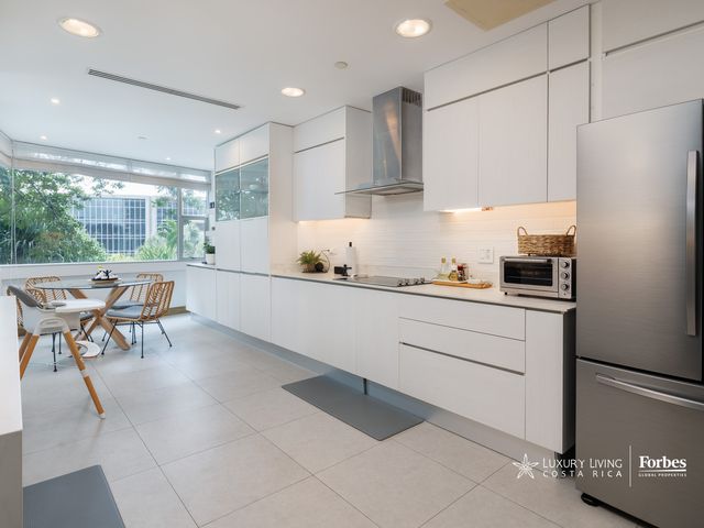 21403 - Furnished apartment, renovated and available for immediate delivery — photo 12 of 20