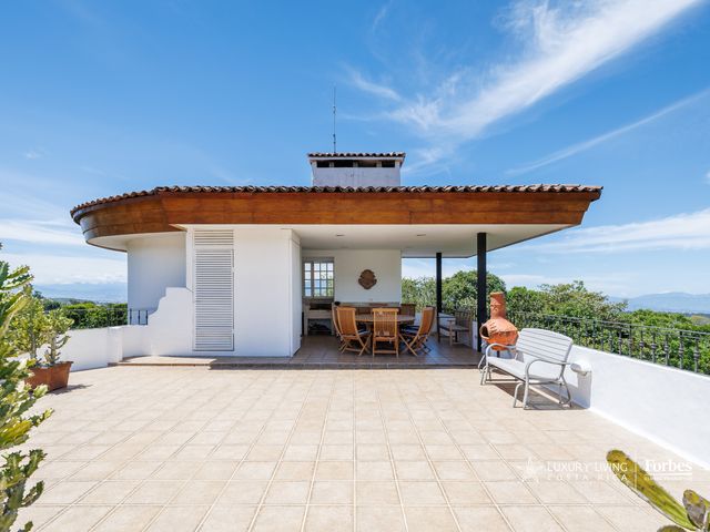 21404 - Luxury Residence in the Central Valley Mountain Range in Santa Bárbara, Heredia — photo 7 of 20