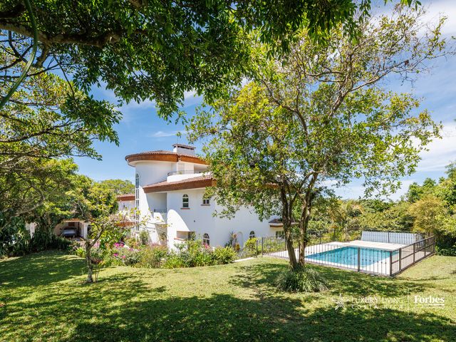 21404 - Luxury Residence in the Central Valley Mountain Range in Santa Bárbara, Heredia — photo 8 of 20
