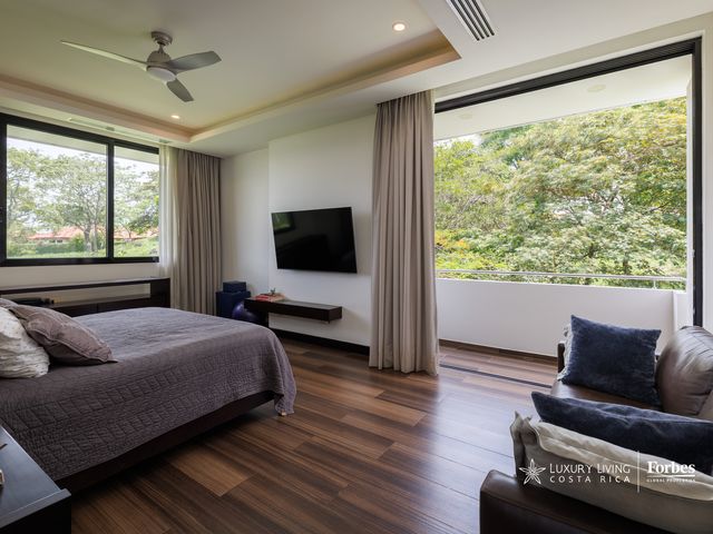 21421- Luxury house with 4 bedrooms, terrace with BBQ and bar, Los Reyes — photo 17 of 20