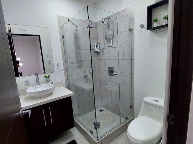 Venta CASA CONDOMINIO LA VALENCIA — photo 5 of 6