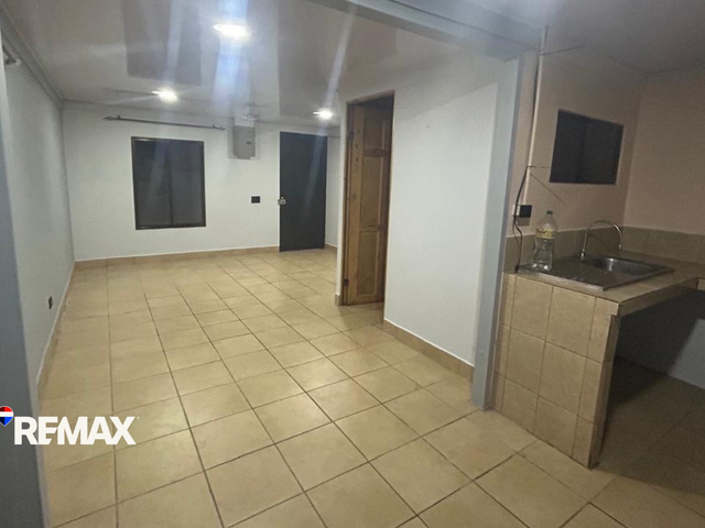 10-Unit Studio Apartment Building in Downtown Jacó — photo 4 of 13
