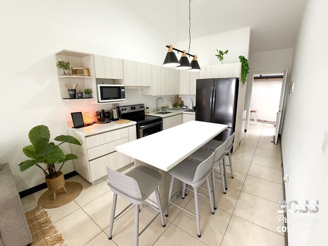 Casa de 2 Habitaciones a la Venta en Condoninio Terrazas del Norte, San Rafael de Alajuela — photo 10 of 20