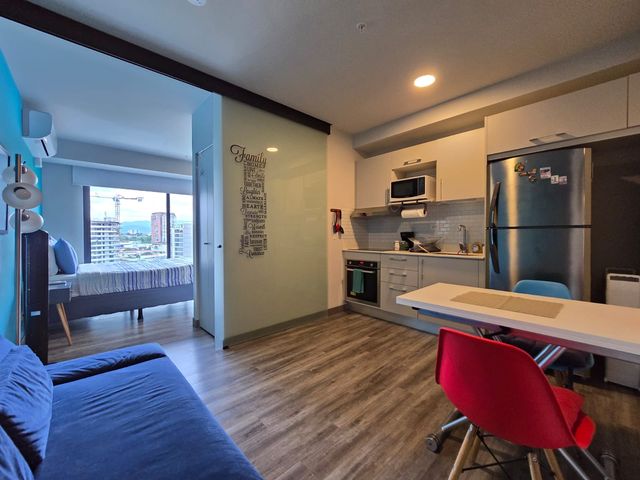 APARTAMENTO PISO 12 COSMOPOLITAN TOWER — photo 1 of 15