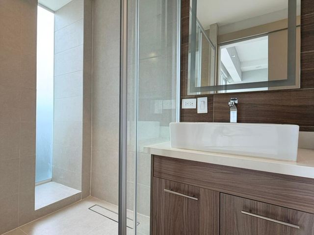 APARTAMENTO EN ALQUILER BE CARIARI UN DORMITORIO CON PARQUEO — photo 6 of 20