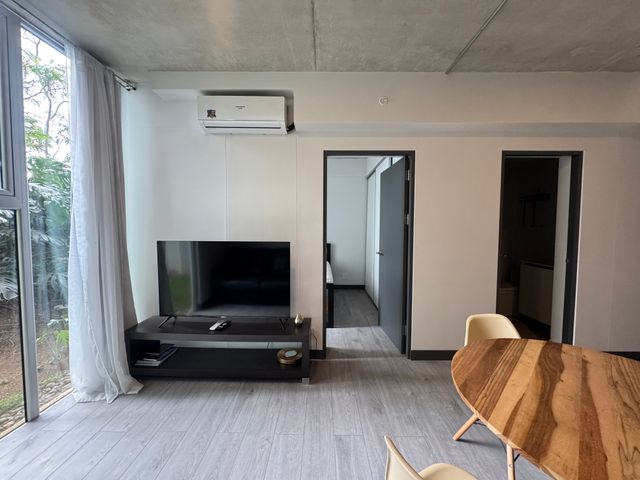 Apartamento amueblado de dos dormitorios y parqueo en Secret Sabana — photo 15 of 15