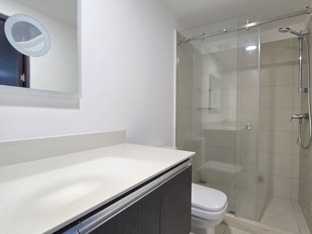 APARTAMENTO NUNCIATURA DOS PARQUEOS DOS DORMITORIOS — photo 6 of 16