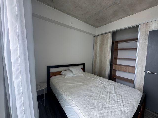 Apartamento con parqueo piso 24 en Secret Sabana — photo 3 of 13