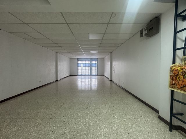 LOCAL COMERCIAL  EN SAN JOSE CENTRO, SOBRE AVENIDA 1 — photo 10 of 14